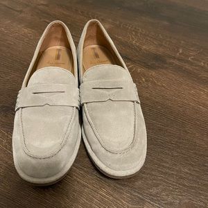Women’s loafers